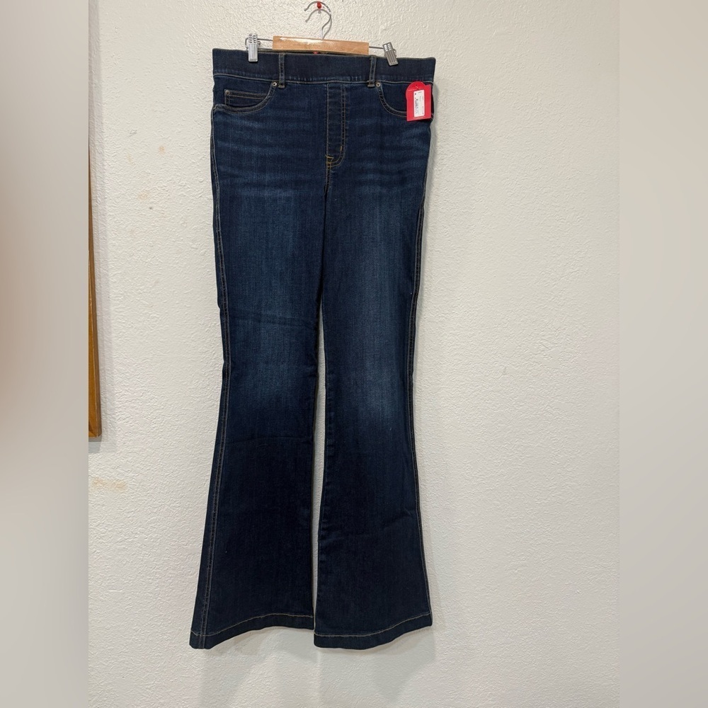SPANX FLARE Dark Blue Midnight Shade pull-on Jeans #20327R-SIZE LARGE